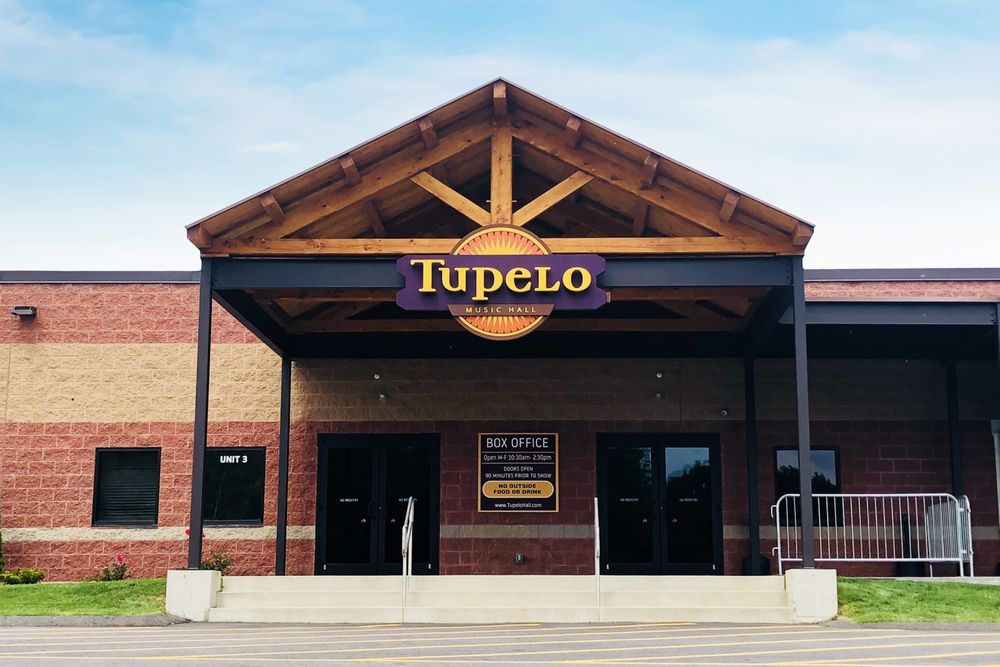 Tupelo exterior main entrance